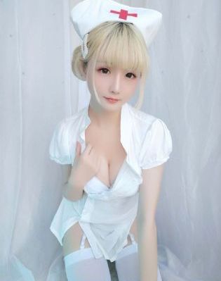 美女牧场_HD电影在线看