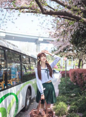公共女人_国产剧日韩免费观看
