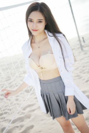 女女成为闺蜜的脚奴_BD电影完整版在线观看