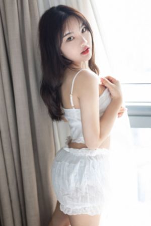 美女的尿口免费_BD英语完整视频观看