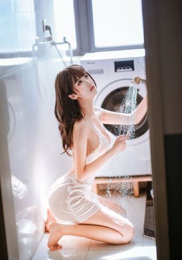 迷人的保姆中文字幕_DVD高清免费观看