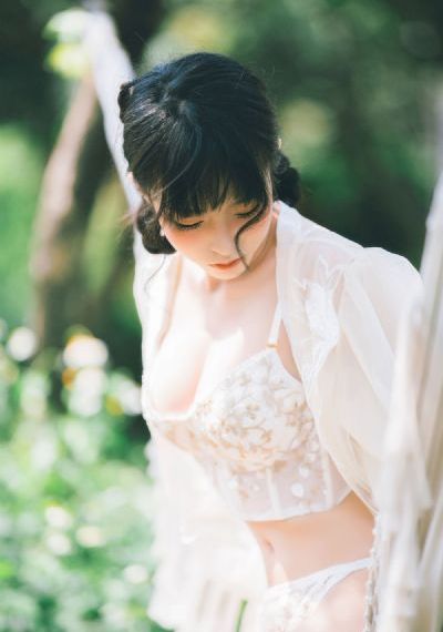 年轻的朋友电影高清hd在线观看_4K电影免费在线