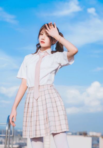 中に突然の大雨一雨宿_BD在线播放观看